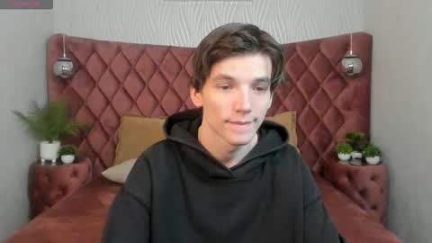 Alfred online show from October 17, 12:52 pm