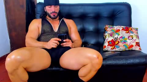 ig alfred walkerm online show from February 1, 12:58 pm