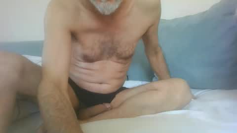 Snapshot of ali_monaco chatting on May 17, 8:12 am Ali Monaco online show from May 17, 8:12 am