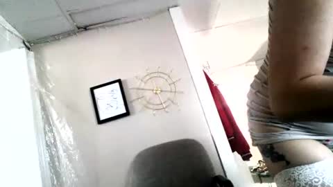 ali_tayler online show from December 14, 3:39 pm