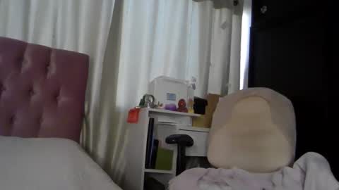 Alia  online show from December 5, 12:44 pm