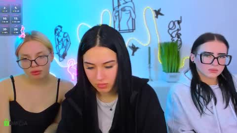 alia skay online show from March 18, 8:01 pm