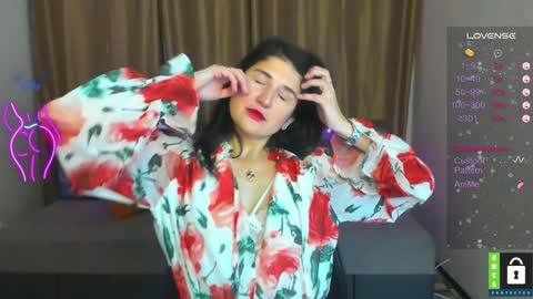 Snapshot of alianna_solo_kiss chatting on January 7, 6:38 am Alianna online show from January 7, 6:38 am