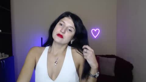 Snapshot of alianna_solo_kiss chatting on February 23, 6:39 am Alianna online show from February 23, 6:39 am