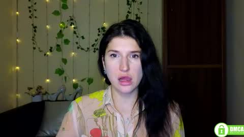 Snapshot of alianna_solo_kiss chatting on February 9, 12:20 pm Alianna online show from February 9, 12:20 pm