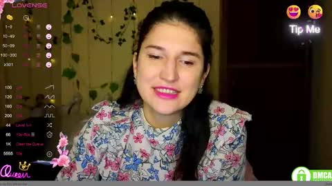 Snapshot of alianna_solo_kiss chatting on February 12, 12:33 pm Alianna online show from February 12, 12:33 pm