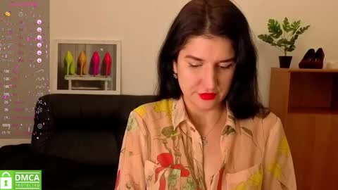 Snapshot of alianna_solo_kiss chatting on February 23, 12:24 pm Alianna online show from February 23, 12:24 pm