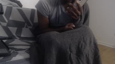 Snapshot of aliasallday chatting on January 3, 1:27 am Alias online show from January 3, 1:27 am