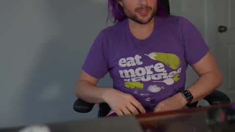 Snapshot of alibastersword chatting on February 12, 1:11 am Luke online show from February 12, 1:11 am