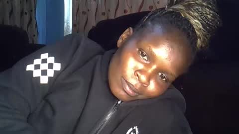 alic_crazy online show from February 3, 6:22 am