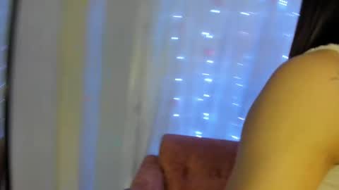 Snapshot of alice23jones chatting on February 18, 2:49 pm Alice online show from February 18, 2:49 pm