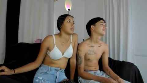 Snapshot of alice2liam chatting on October 8, 7:11 pm Alice and Liam online show from October 8, 7:11 pm