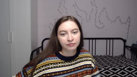 Alice online show from December 25, 3:28 pm