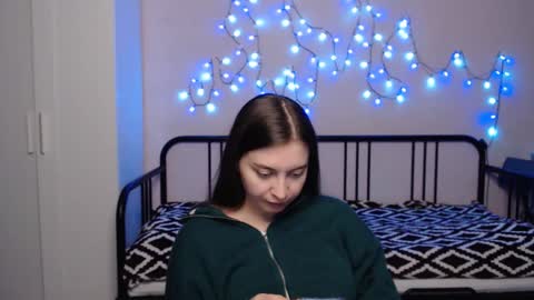 Alice online show from January 2, 7:51 pm