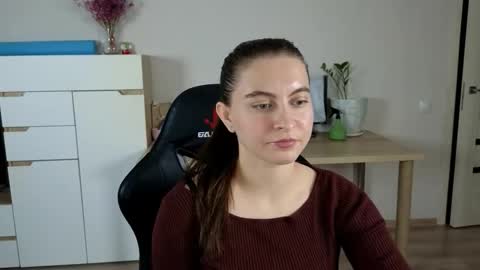 Alice online show from October 3, 3:31 pm