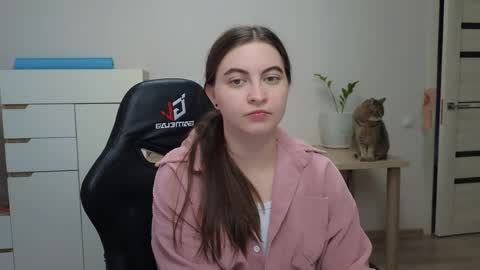 Alice online show from March 27, 8:59 am