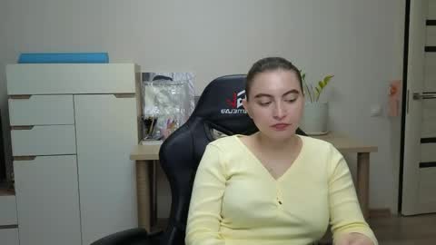 Alice online show from April 18, 7:07 pm