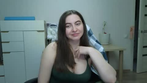Snapshot of alice_________________________ chatting on May 1, 5:17 pm Alice online show from May 1, 5:17 pm