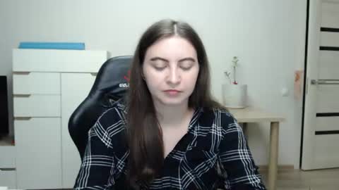 Alice online show from July 12, 8:55 pm