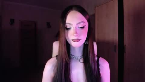 Alice Aris online show from October 3, 6:38 pm