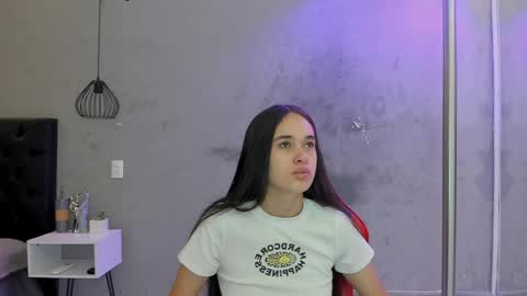 Snapshot of alice__susan chatting on May 20, 11:38 am Alice Susan online show from May 20, 11:38 am