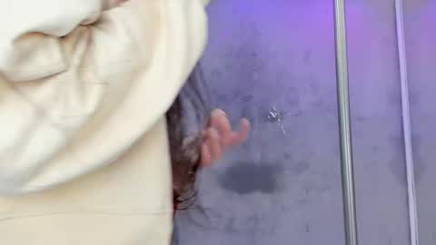 Snapshot of alice__susan chatting on May 24, 11:37 am Alice Susan online show from May 24, 11:37 am