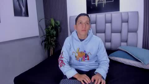    online show from October 16, 11:33 am