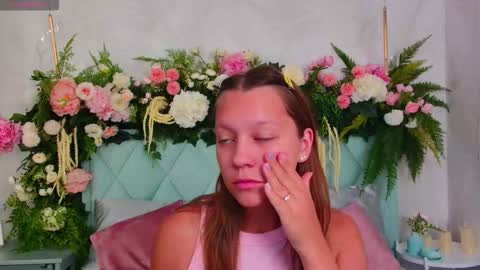 Alice in Wonderland  online show from September 15, 6:24 am