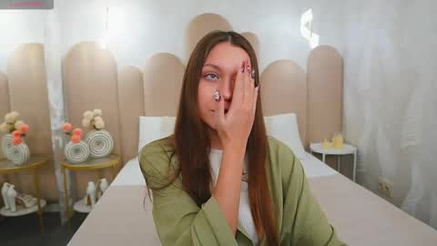 Alice in Wonderland  online show from March 23, 3:49 pm