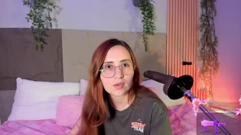 Mey online show from April 7, 4:46 am