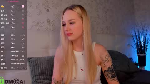 Alice online show from October 10, 11:04 pm