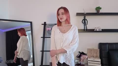 Snapshot of alice_in_chaturland_ chatting on November 13, 7:18 am Alice online show from November 13, 7:18 am