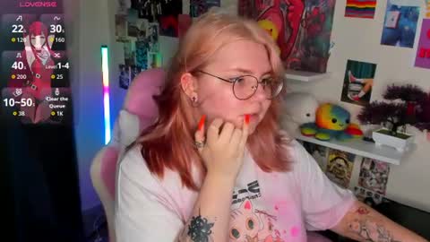 Snapshot of alice_kitagawa chatting on June 27, 12:22 pm Alice online show from June 27, 12:22 pm