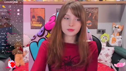 Snapshot of alice_langley chatting on December 27, 12:23 pm Alice 3 online show from December 27, 12:23 pm