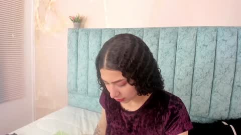 Snapshot of alice_martinez_ chatting on January 30, 4:06 am alice and amber online show from January 30, 4:06 am