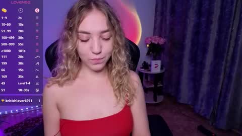 Snapshot of alice_muah chatting on February 17, 4:24 pm Alice online show from February 17, 4:24 pm