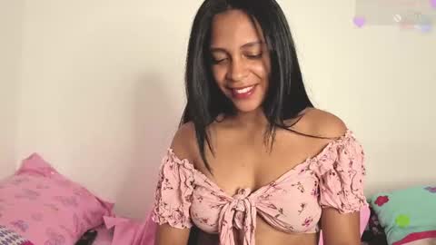 Snapshot of alice_parkerx chatting on May 16, 10:36 am alice_parkerx online show from May 16, 10:36 am