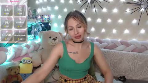 Snapshot of alice_picasso chatting on January 14, 3:12 am alice_picasso online show from January 14, 3:12 am
