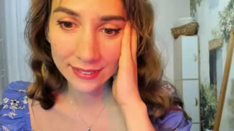 Snapshot of alice_sincere chatting on July 20, 9:06 pm Alice Love you all online show from July 20, 9:06 pm