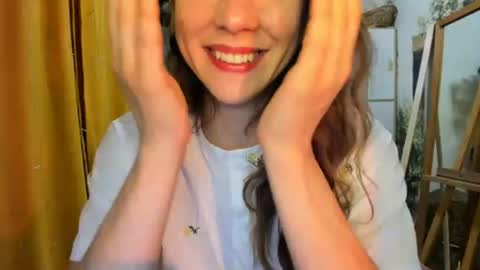 Snapshot of alice_sincere chatting on July 29, 9:13 pm Alice Love you all online show from July 29, 9:13 pm