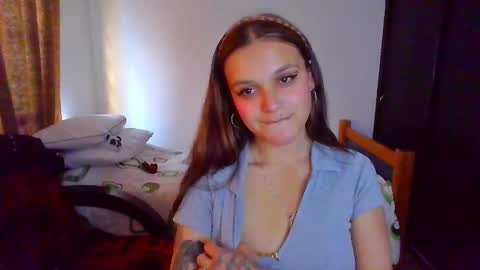 Alicia online show from March 3, 9:48 pm