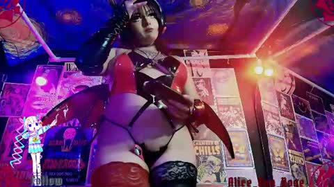 Snapshot of alice_von_rose chatting on June 26, 5:34 am alice_von_rose online show from June 26, 5:34 am