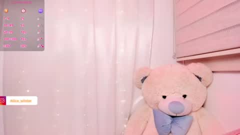 Alice  online show from June 30, 11:06 pm