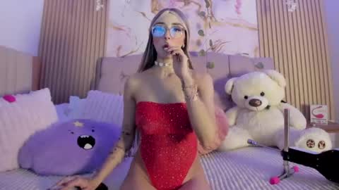  Aliice online show from April 29, 12:16 am