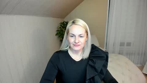 Snapshot of alicee__grace chatting on December 24, 7:00 pm Alicee online show from December 24, 7:00 pm