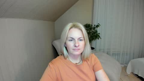 Snapshot of alicee__grace chatting on January 16, 3:13 pm Alicee online show from January 16, 3:13 pm
