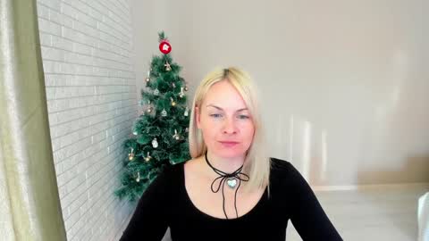 Snapshot of alicee__grace chatting on January 21, 8:52 am Alicee online show from January 21, 8:52 am