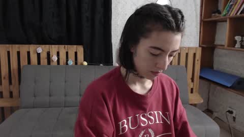 alicee_logan_ online show from December 7, 2:20 am