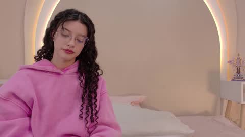 alice online show from February 17, 12:40 am