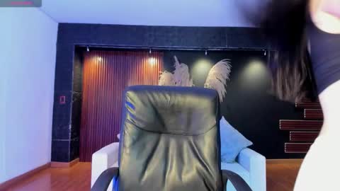 aliceebroownn online show from February 28, 7:04 pm